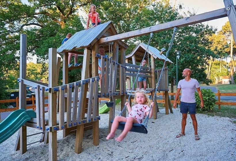 إقامة Résidence Château De Salles