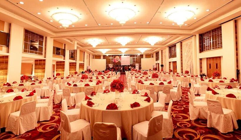 فندق Century Park