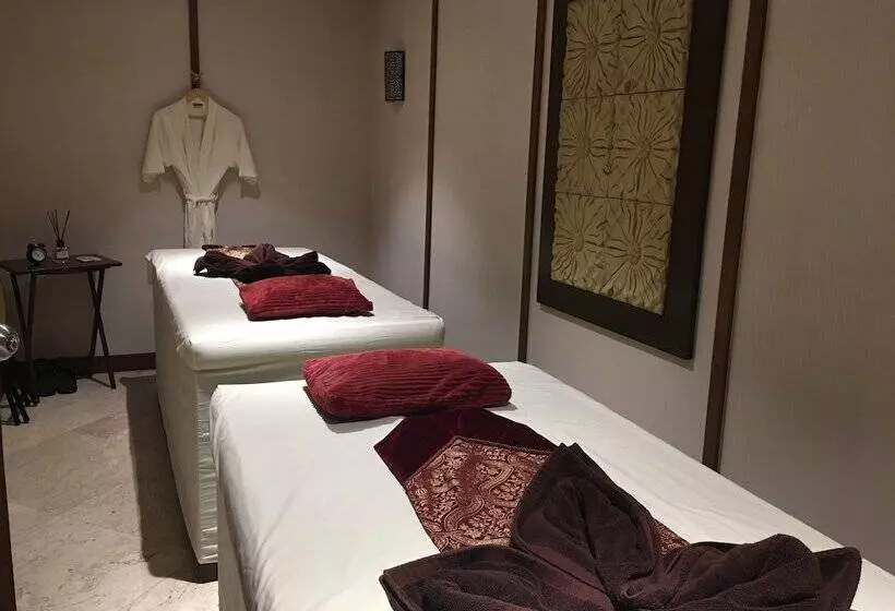 The Heritage Hotel Manila