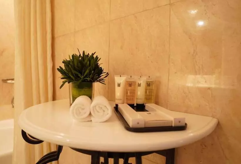 The Heritage Hotel Manila