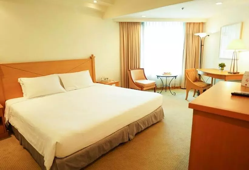 The Heritage Hotel Manila