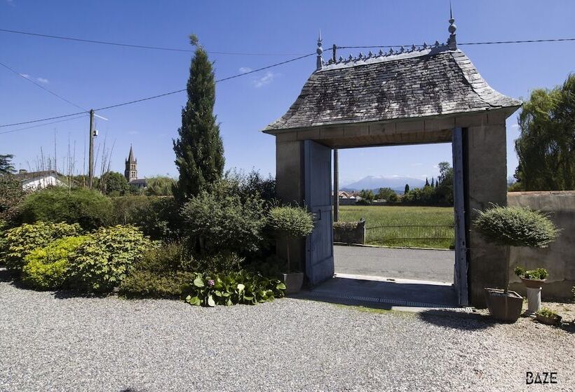 مبيت وإفطار Naturaform