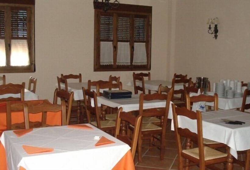 פונדק Las Albercas De Cónchar