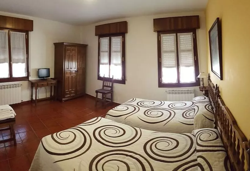 مسافرخانه Las Cantigas