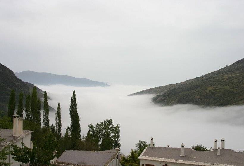 Hostal Las Terrazas De La Alpujarra
