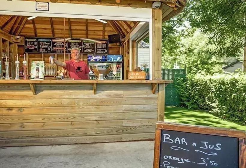 Hotelli Camping Les Plans