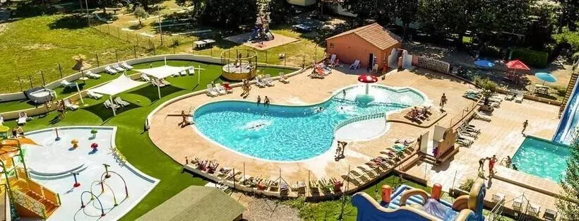 Hotelli Camping Les Plans