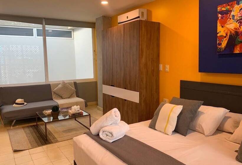 هتل Casa Bugambilia