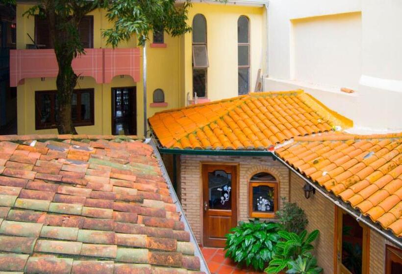 هتل & Restaurante Guarania