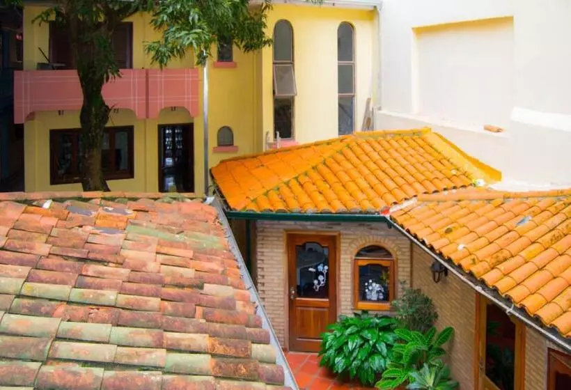 هتل & Restaurante Guarania