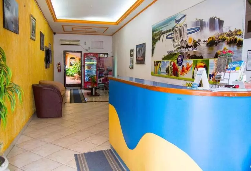 هتل & Restaurante Guarania