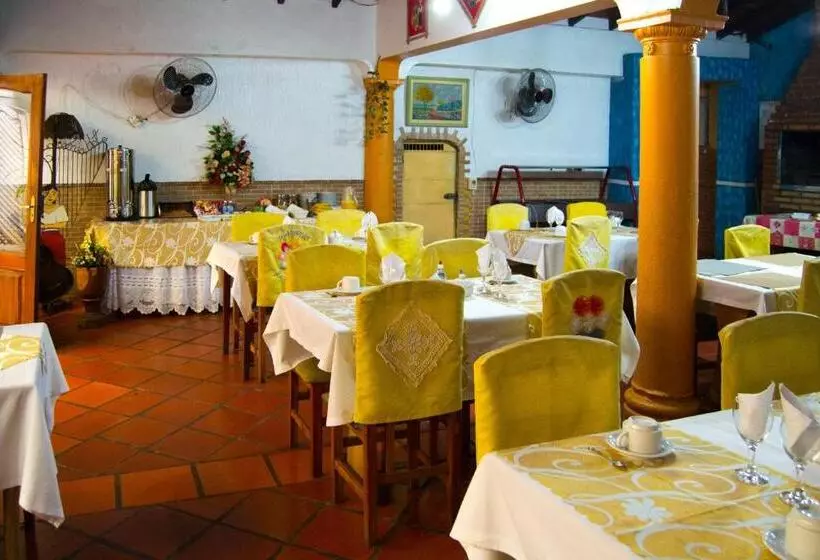 هتل & Restaurante Guarania