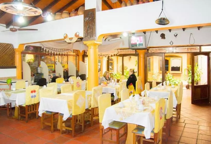 هتل & Restaurante Guarania