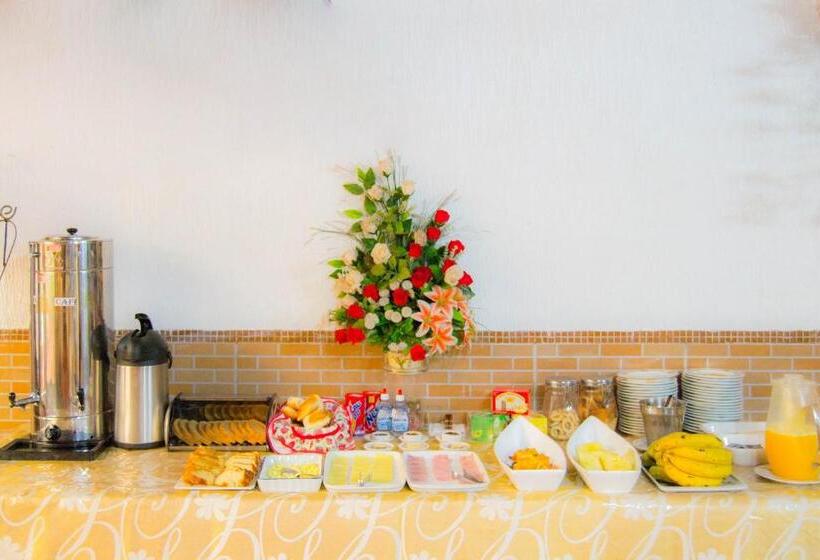 هتل & Restaurante Guarania