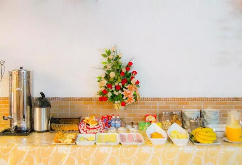 هتل & Restaurante Guarania