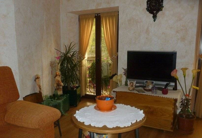 בית מלון כפרי Rural Huelde