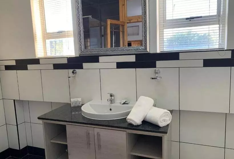 Savoy Hotel Beaufort West