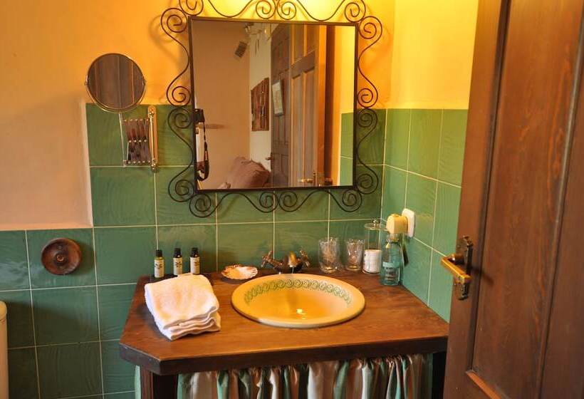 فندق Termas Aqua Libera