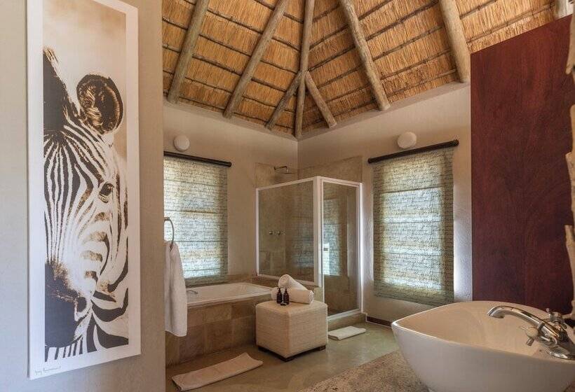 فندق Xanatseni Private Camp