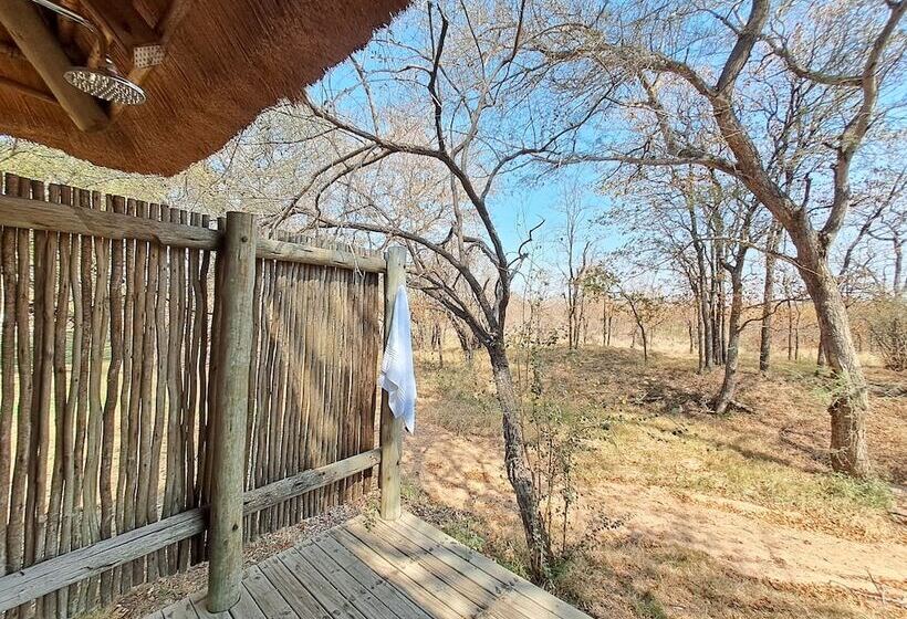 فندق Xanatseni Private Camp