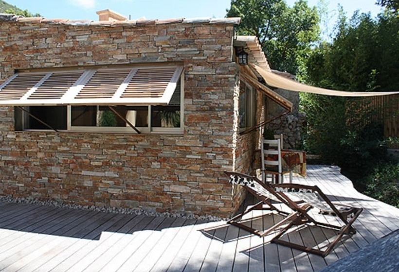 Le Manoir De Gémenos Gîte