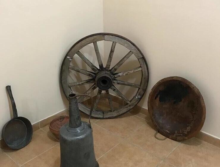 Light Guest House   Hostel