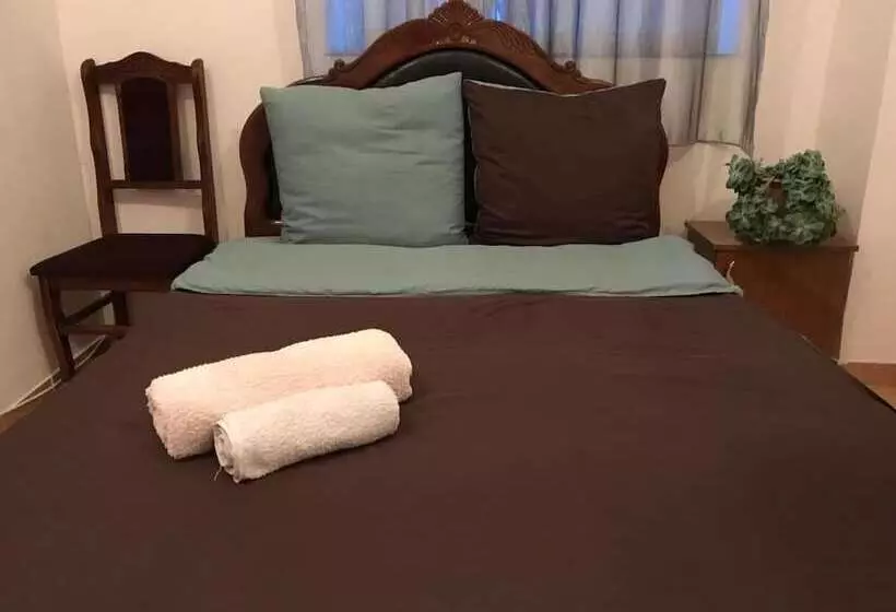 Light Guest House   Hostel