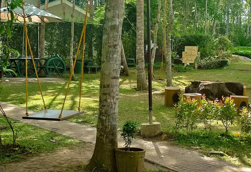 Loria Hotel Tagaytay