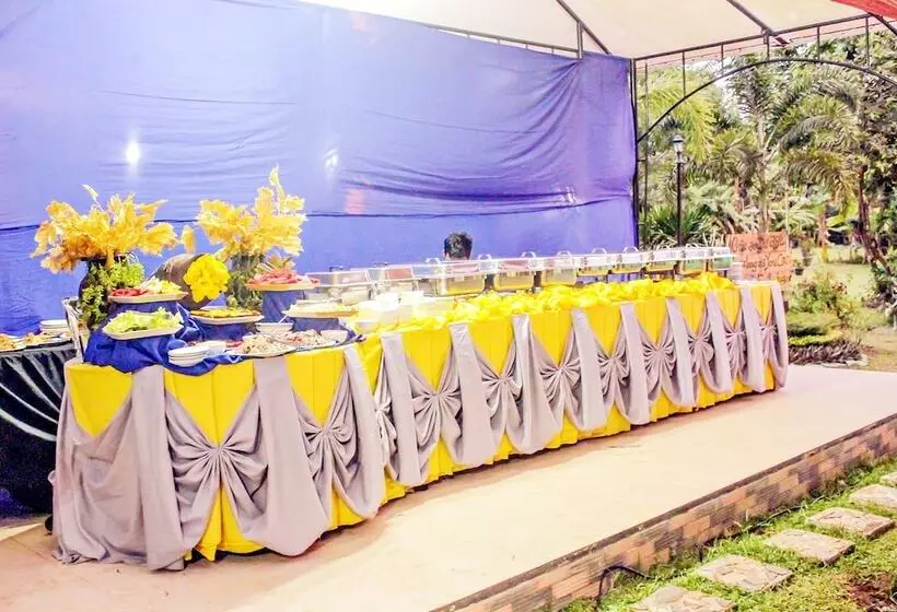 Loria Hotel Tagaytay