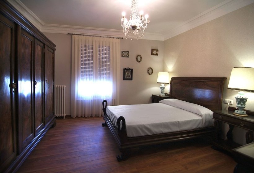 Casa Rural Palacete Magaña