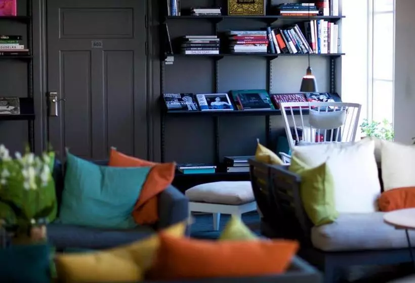 Aamiaismajoitus (B&B) örum 119