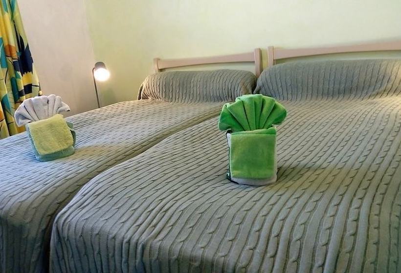 Guilvinec / Treffiagat House On One Level On Large Closed Garden