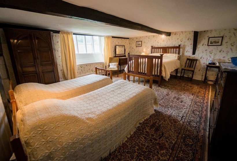 Higher Bruckland Farmhouse B&b