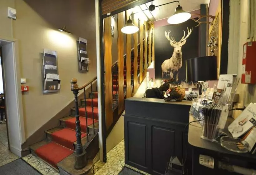 هتل Auberge De La Paix