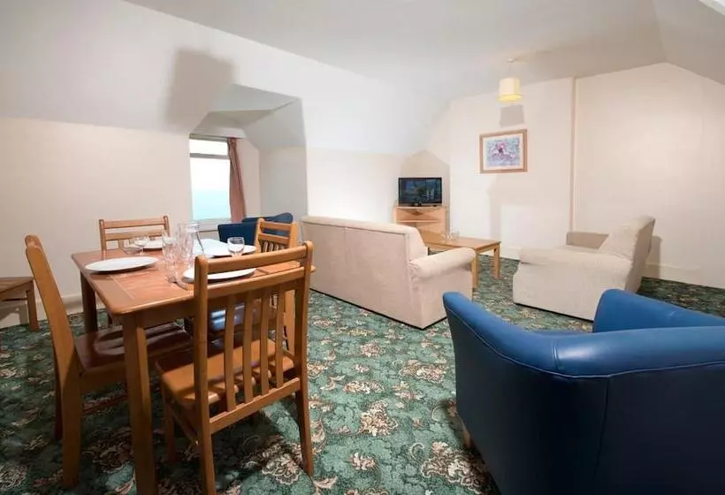 هتل Combe Martin Beach Holiday Park