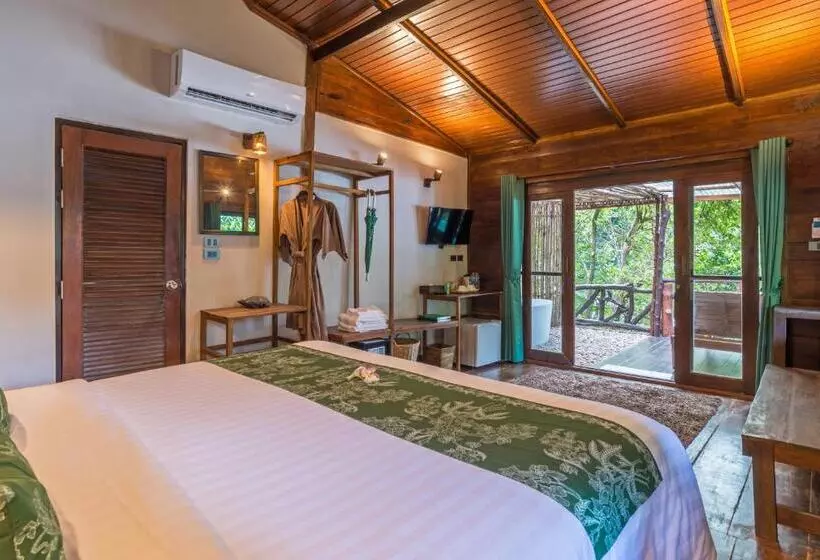 Hotelli Koh Jum Ocean Beach Resort