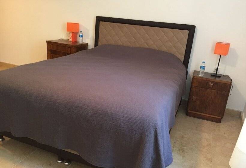 בית מלון כפרי Kozluhan