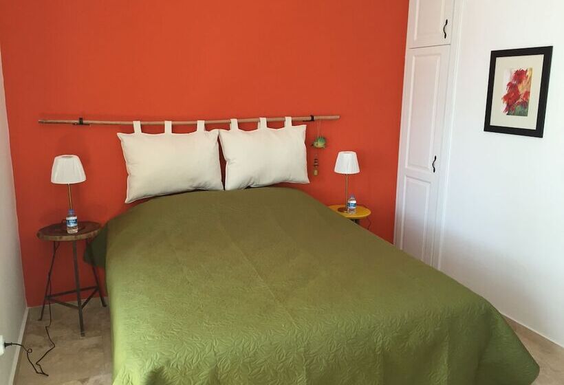 בית מלון כפרי Kozluhan