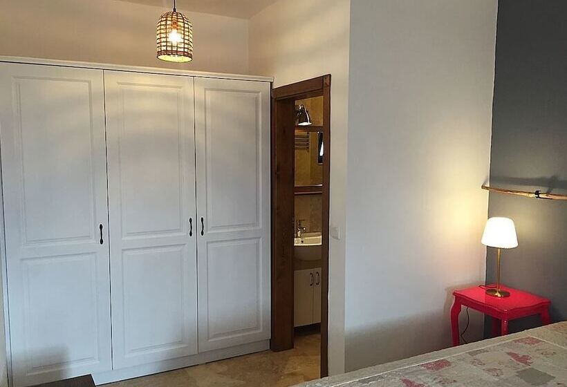 בית מלון כפרי Kozluhan