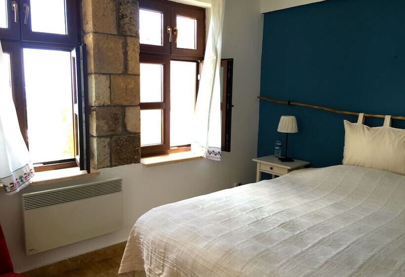 בית מלון כפרי Kozluhan