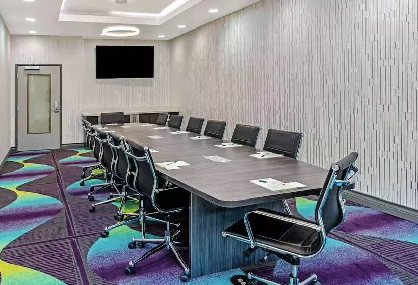 Hotelli La Quinta By Wyndham Lubbock South