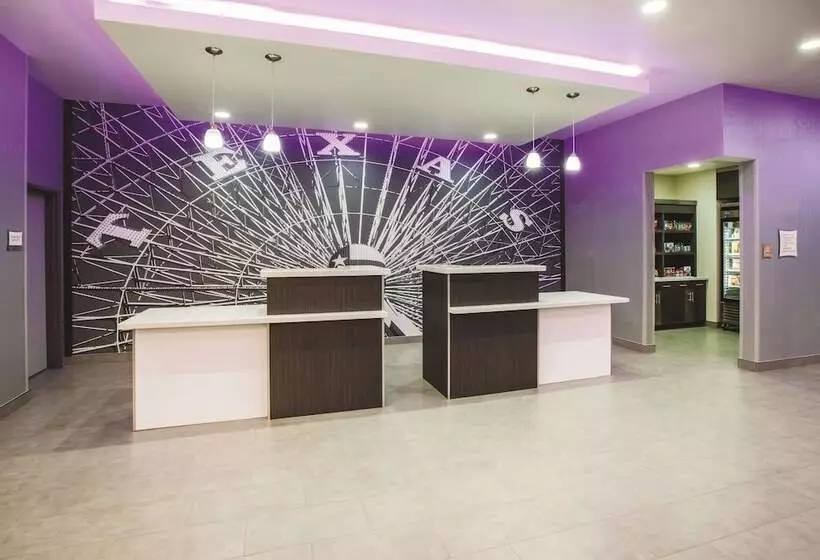 Hotelli La Quinta By Wyndham Lubbock South
