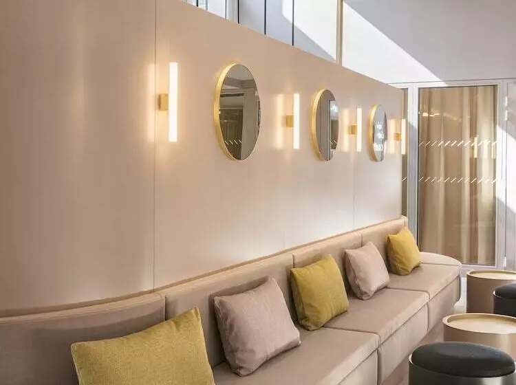 Okko Hotels Paris Gare De L Est