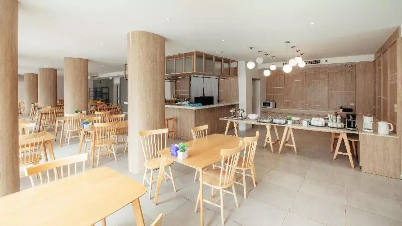 Karin Hotel & Service Apartment   Sha Extra Plus