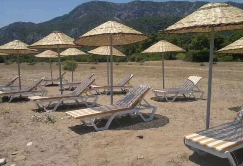 Majatalo Secret Garden Hotel & Bungalows