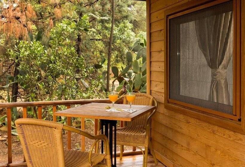 پانسیون Secret Garden Hotel & Bungalows