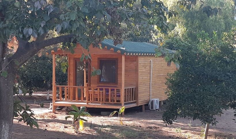 پانسیون Secret Garden Hotel & Bungalows