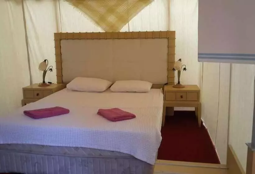 Majatalo Secret Garden Hotel & Bungalows