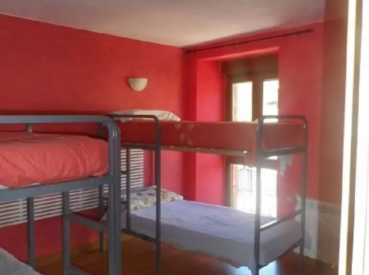 Retkeilymaja Fuente Del Oso