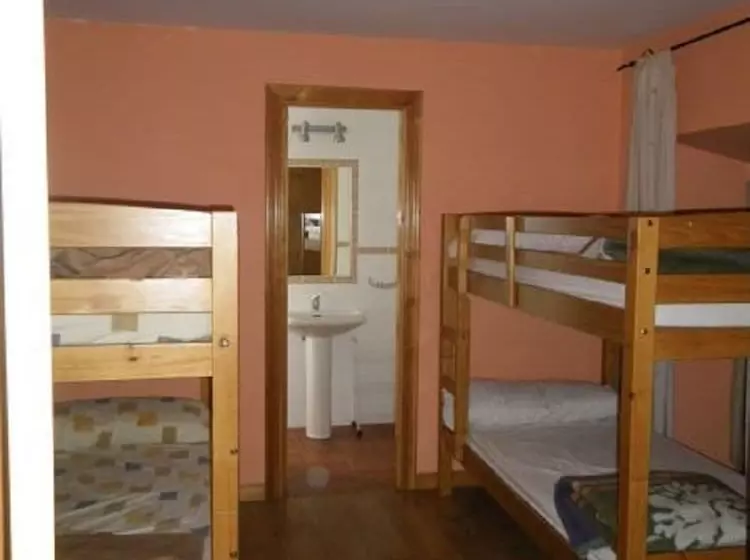 Retkeilymaja Fuente Del Oso